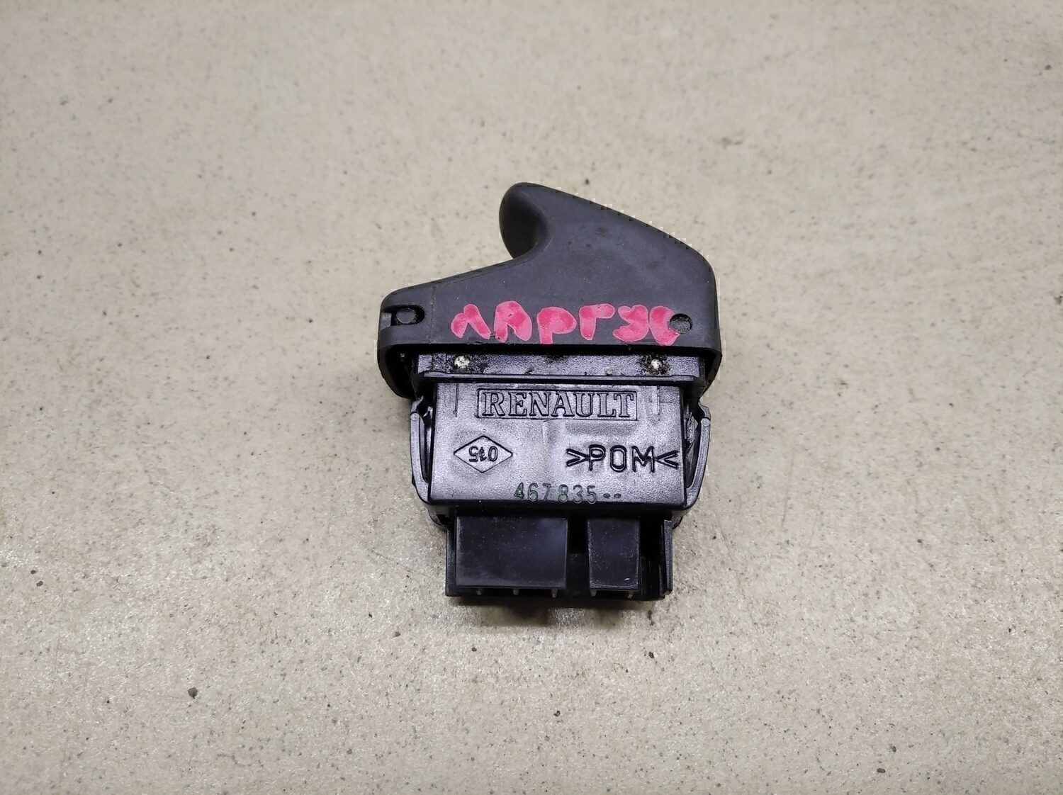 Кнопка стеклоподъемника RENAULT Clio/Symbol 1998-2008