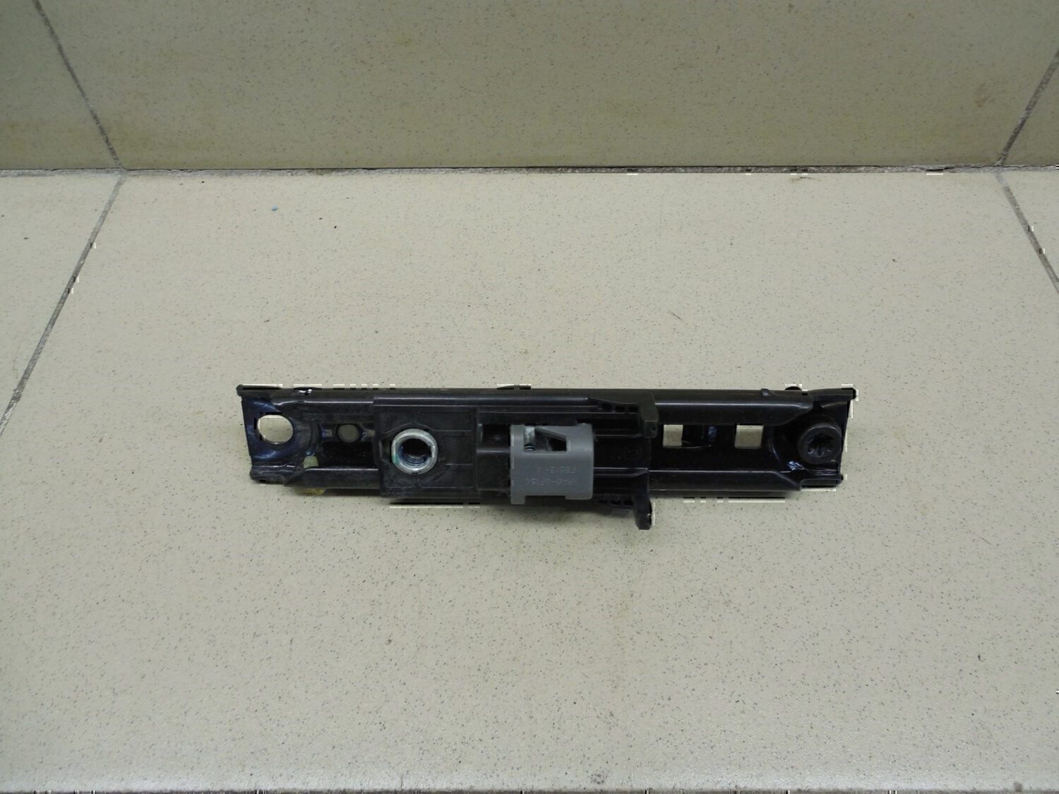 Механизм регулировки ремня безопасности Chevrolet Aveo (T300) 2011>