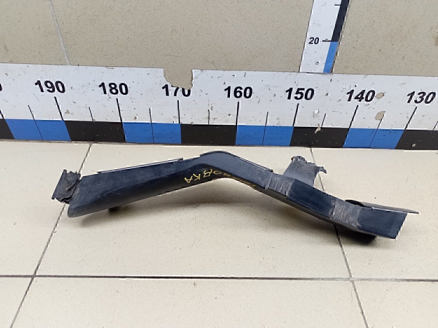 Канал для кабеля VW Passat [B6] 2005-2010