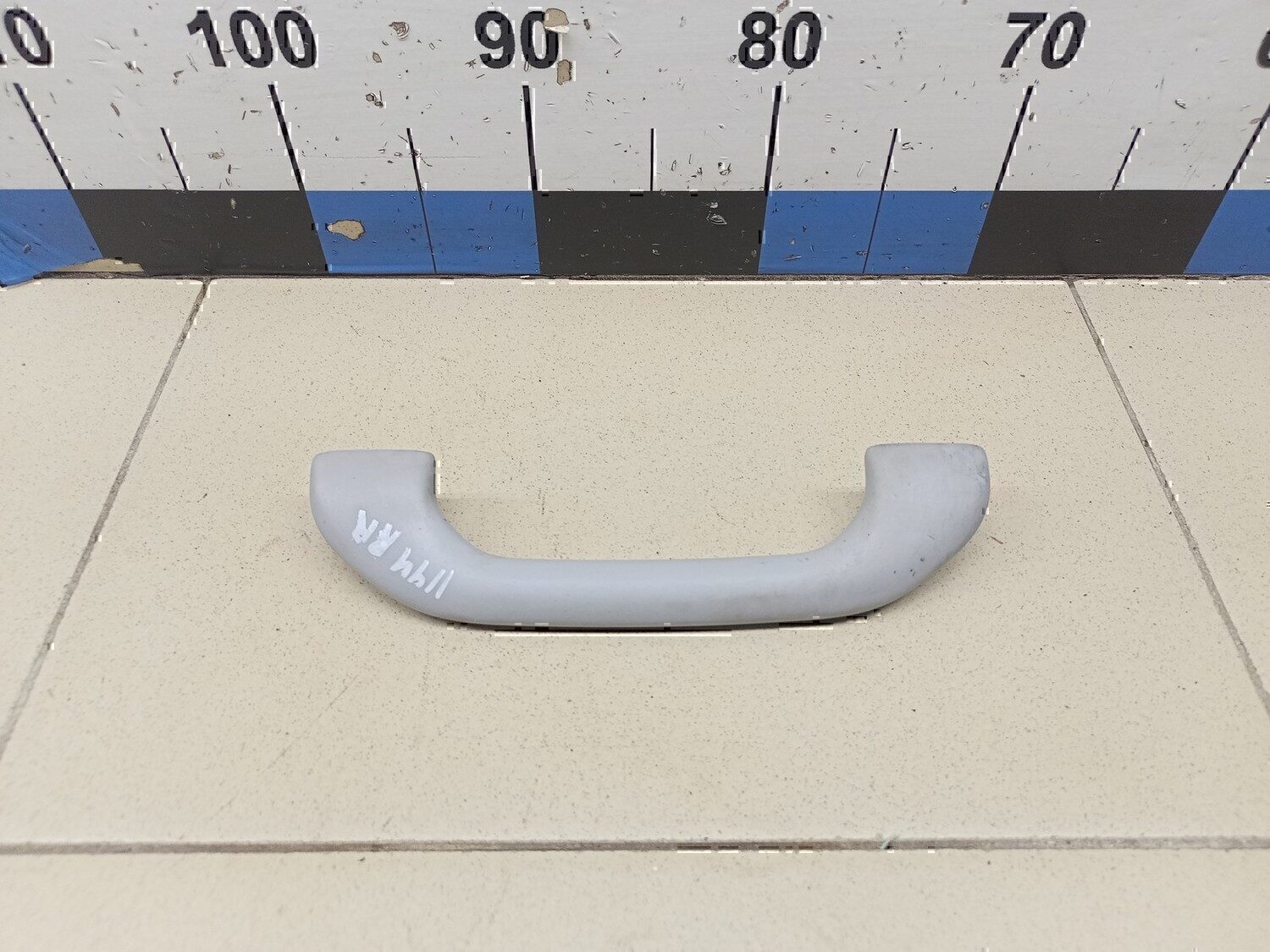 Ручка внутренняя потолочная MITSUBISHI Lancer (CS/Classic) 2003-2006