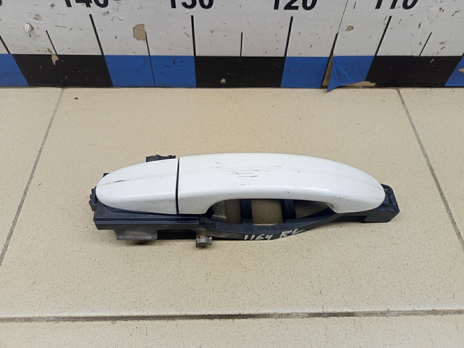 Ручка двери задней наружная левая FORD S-MAX 2006-2015