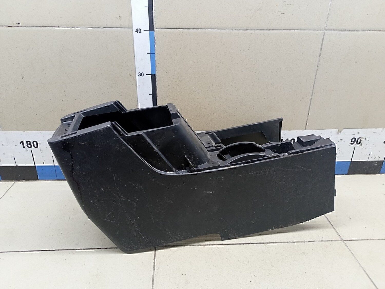 Консоль MITSUBISHI Outlander (CU) 2003-2009