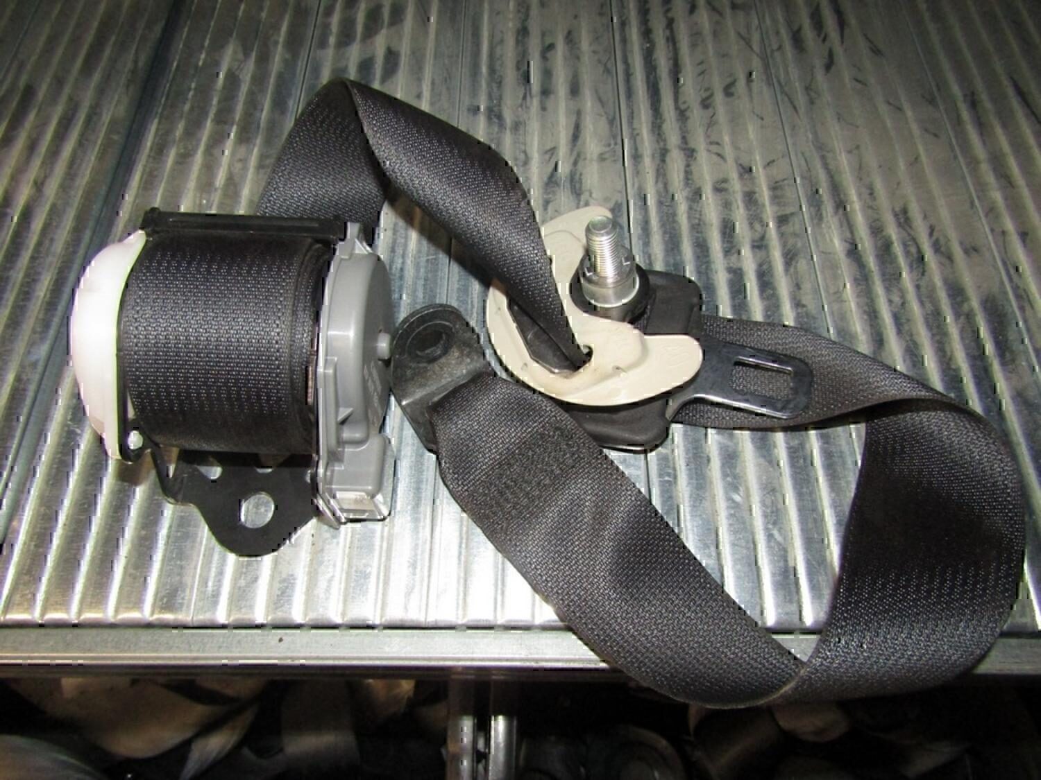 Ремень безопасности MITSUBISHI Outlander (GF) 2012>