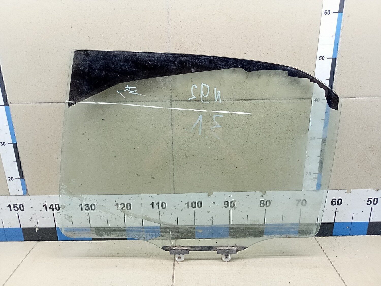 Стекло двери задней левой MITSUBISHI Lancer (CS/Classic) 2003-2006