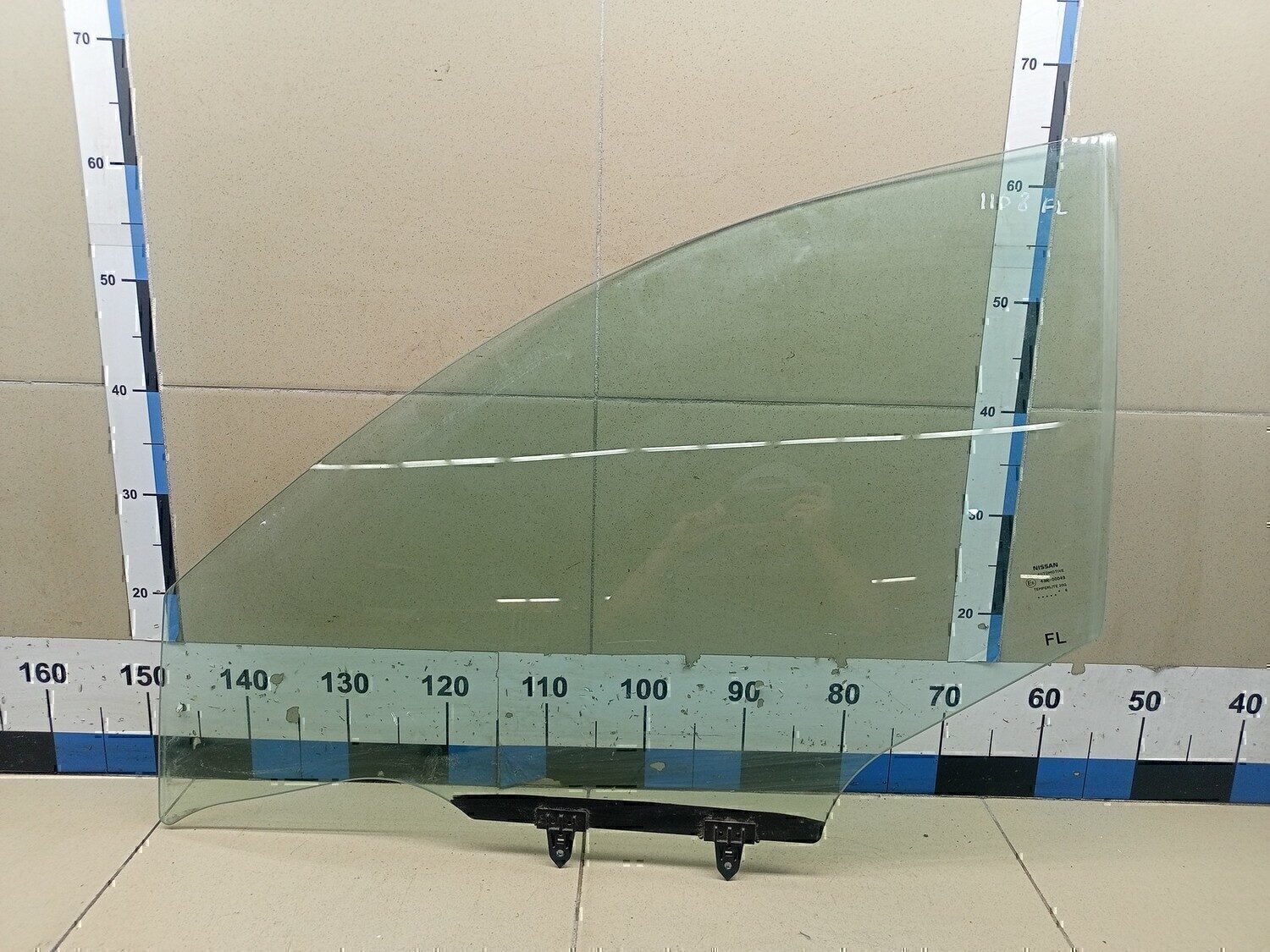 Стекло двери передней левой NISSAN Qashqai (J11) 2014>