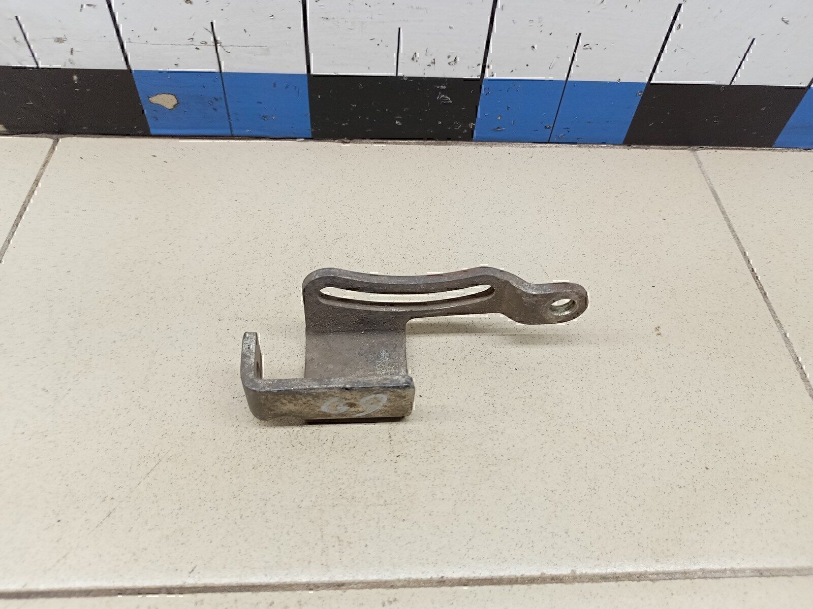 Натяжитель ремня MITSUBISHI Carisma (DA) 1999-2003