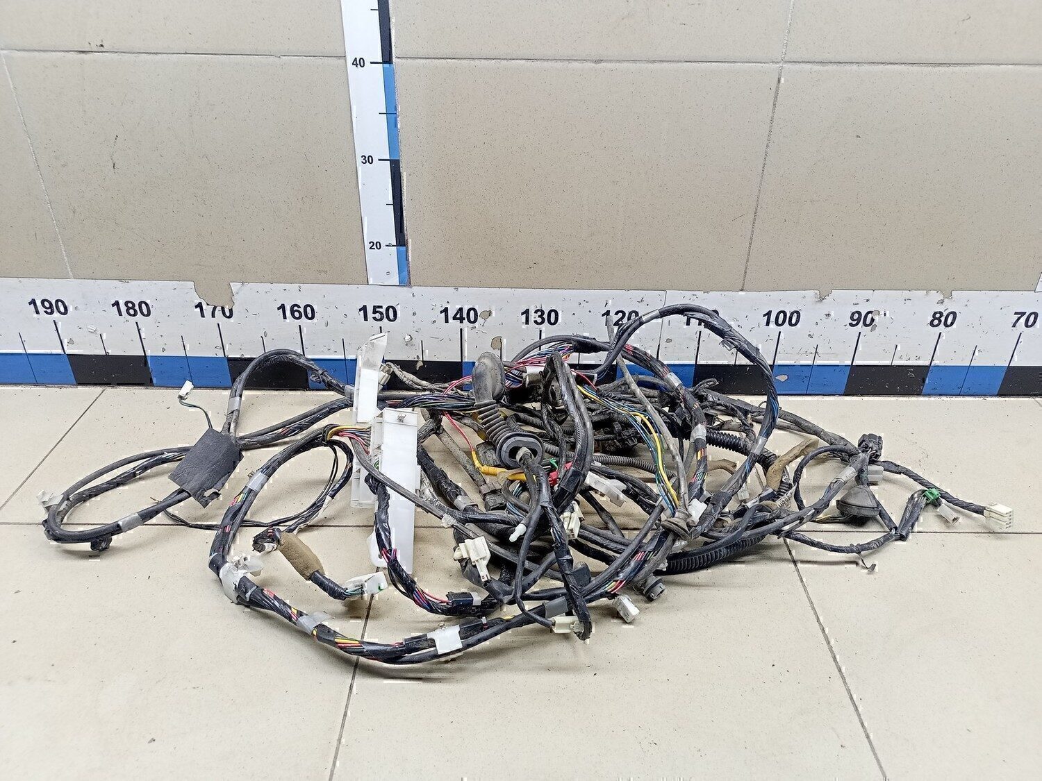 Проводка (коса) MITSUBISHI Lancer Cedia 2000-2003