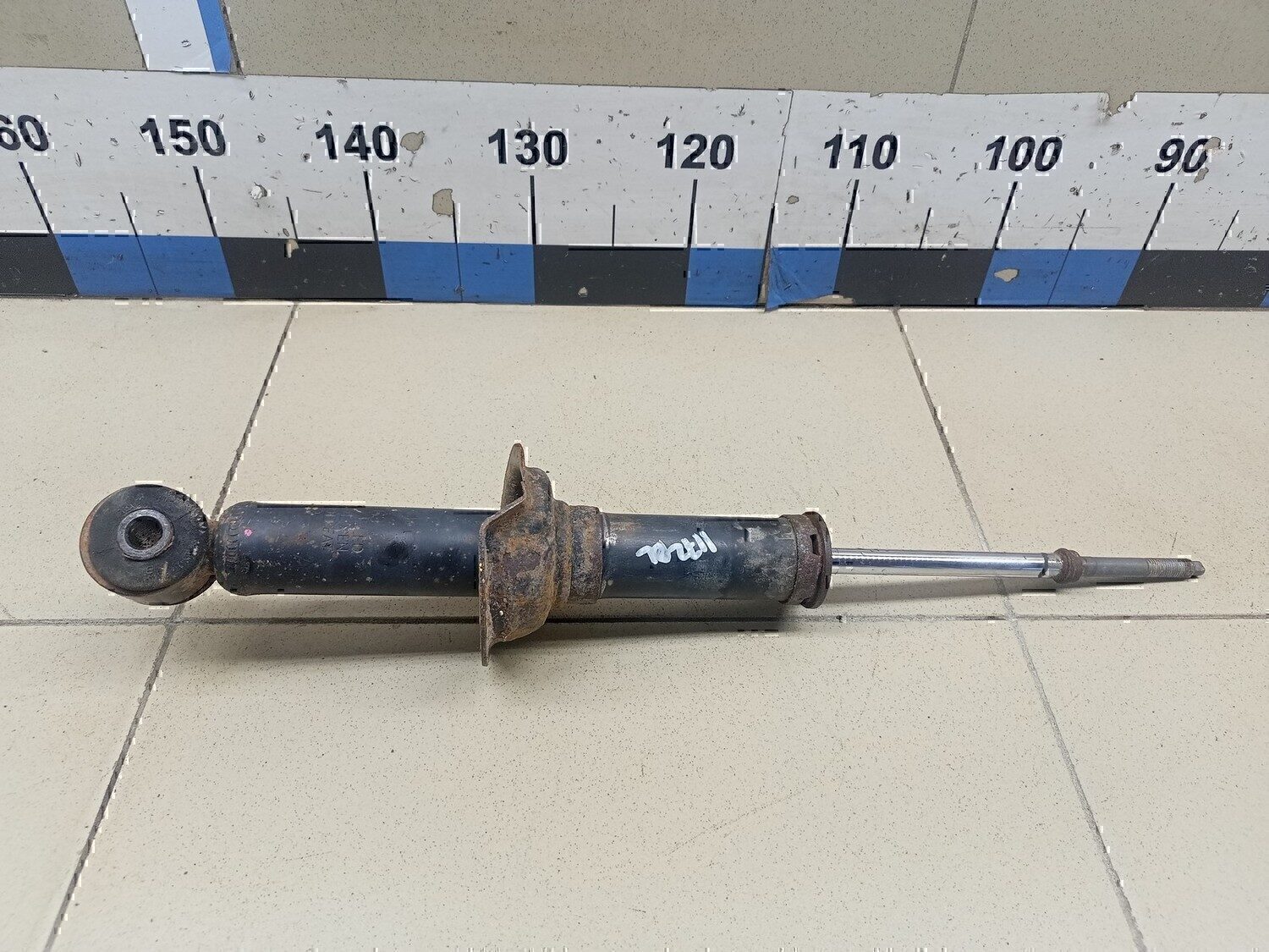 Амортизатор задний MITSUBISHI Outlander (GF) 2012>