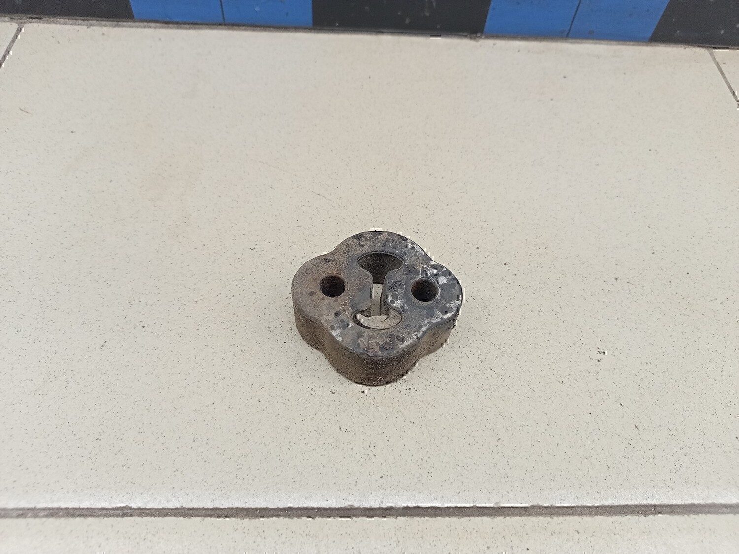 Резинка подвеса глушителя KIA Spectra 2001-2011