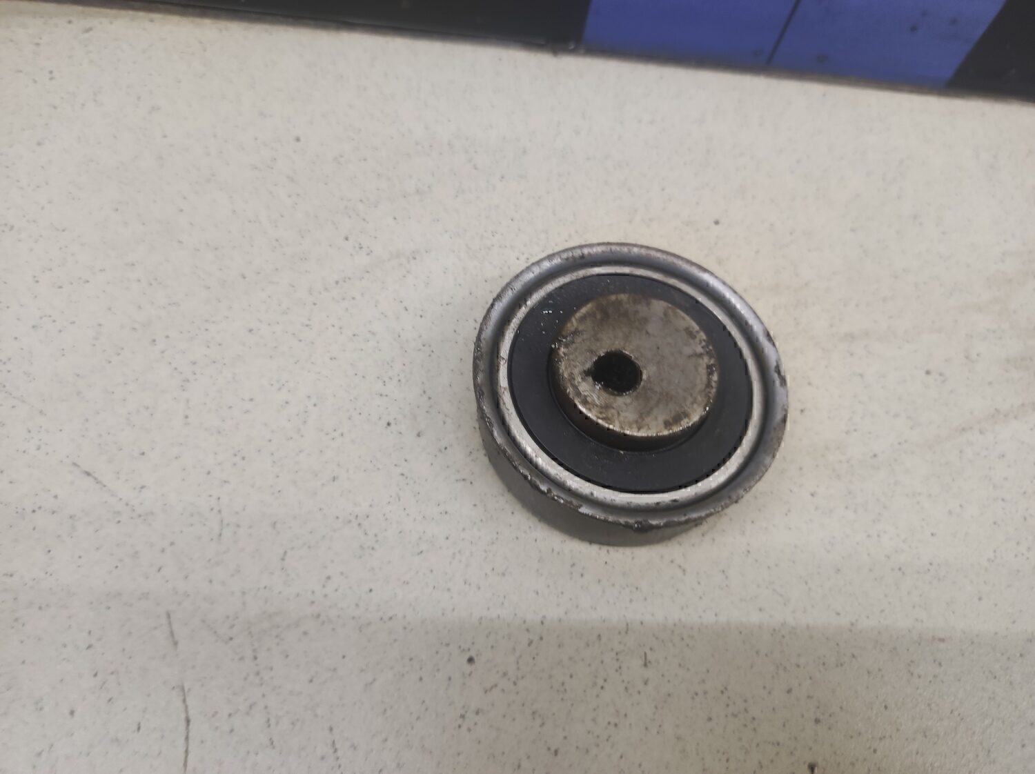 Ролик-натяжитель ремня ГРМ MITSUBISHI Outlander (CU) 2003-2009