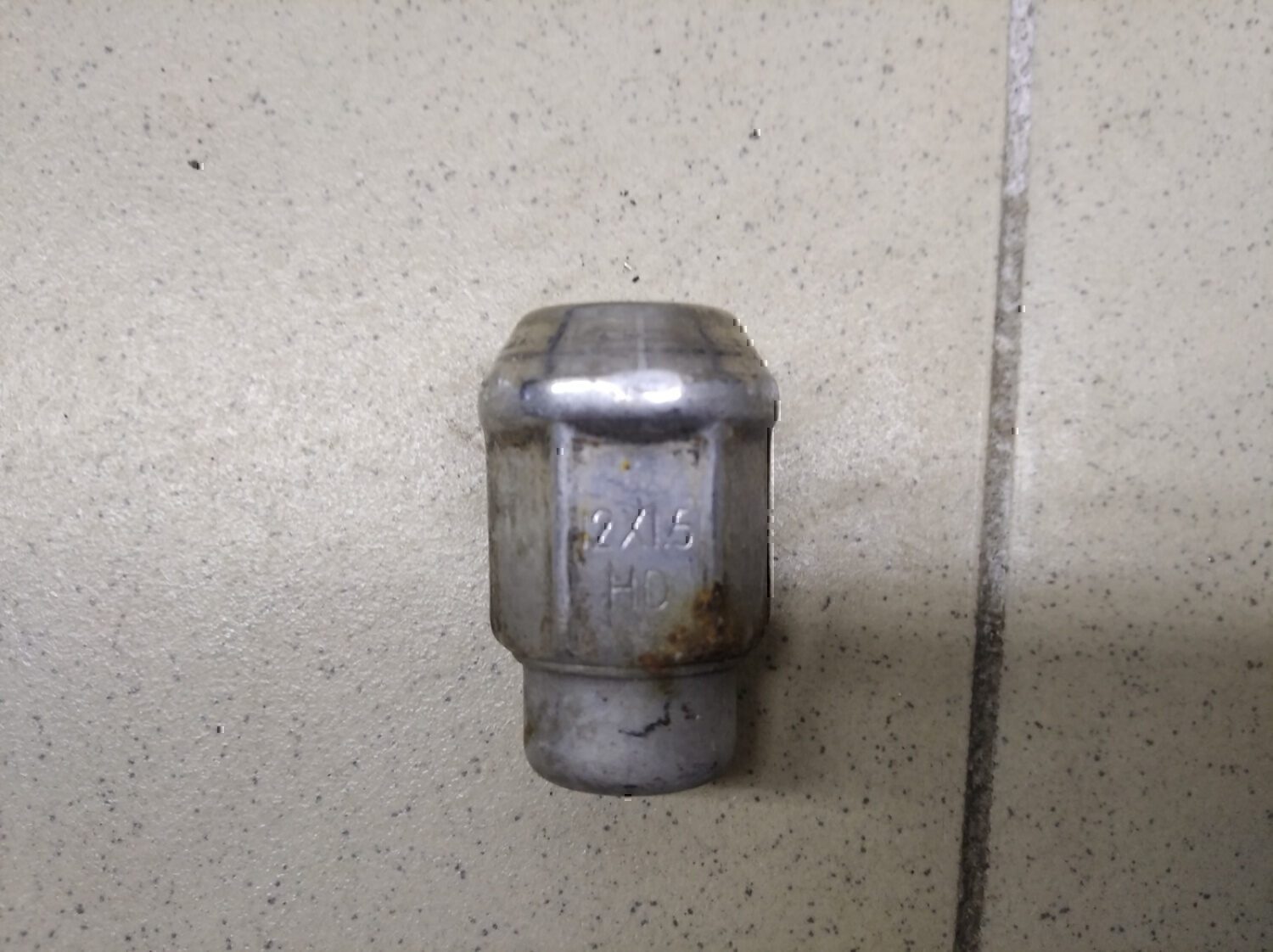 Гайка колеса Chevrolet Aveo (T300) 2011>