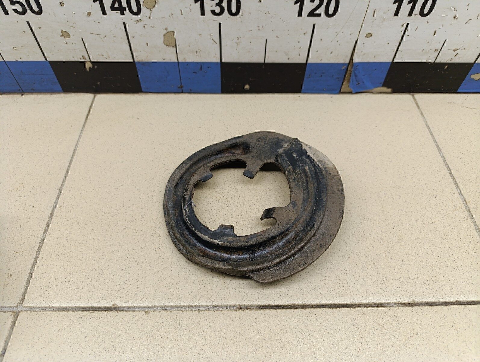 Проставка под переднюю пружину TOYOTA Corolla E15 2006-2013