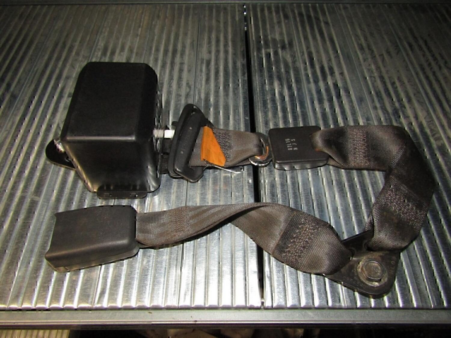 Ремень безопасности Chevrolet Aveo (T250) 2005-2011