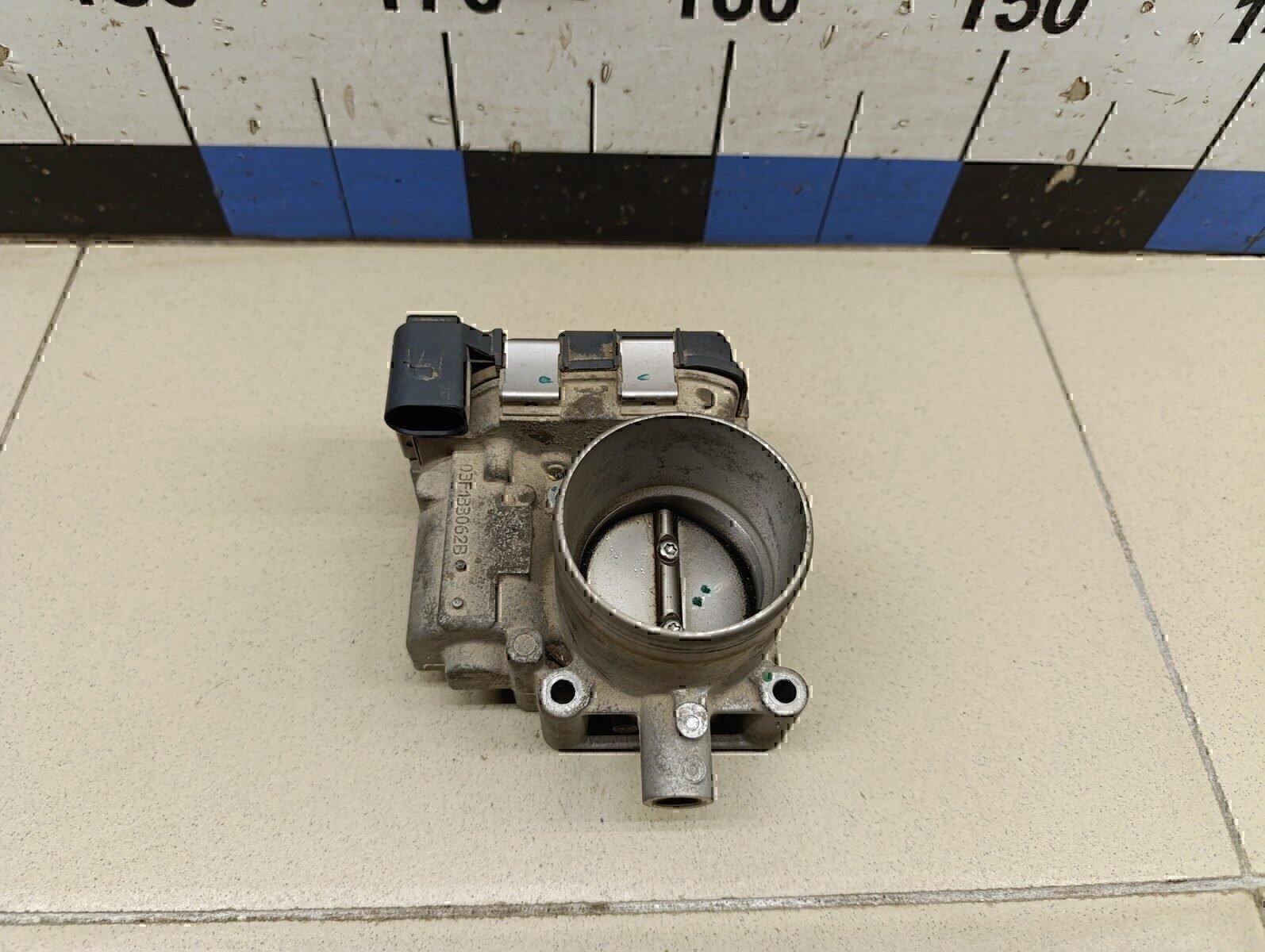 Заслонка дроссельная электрическая Audi Corolla E15 2006-2013