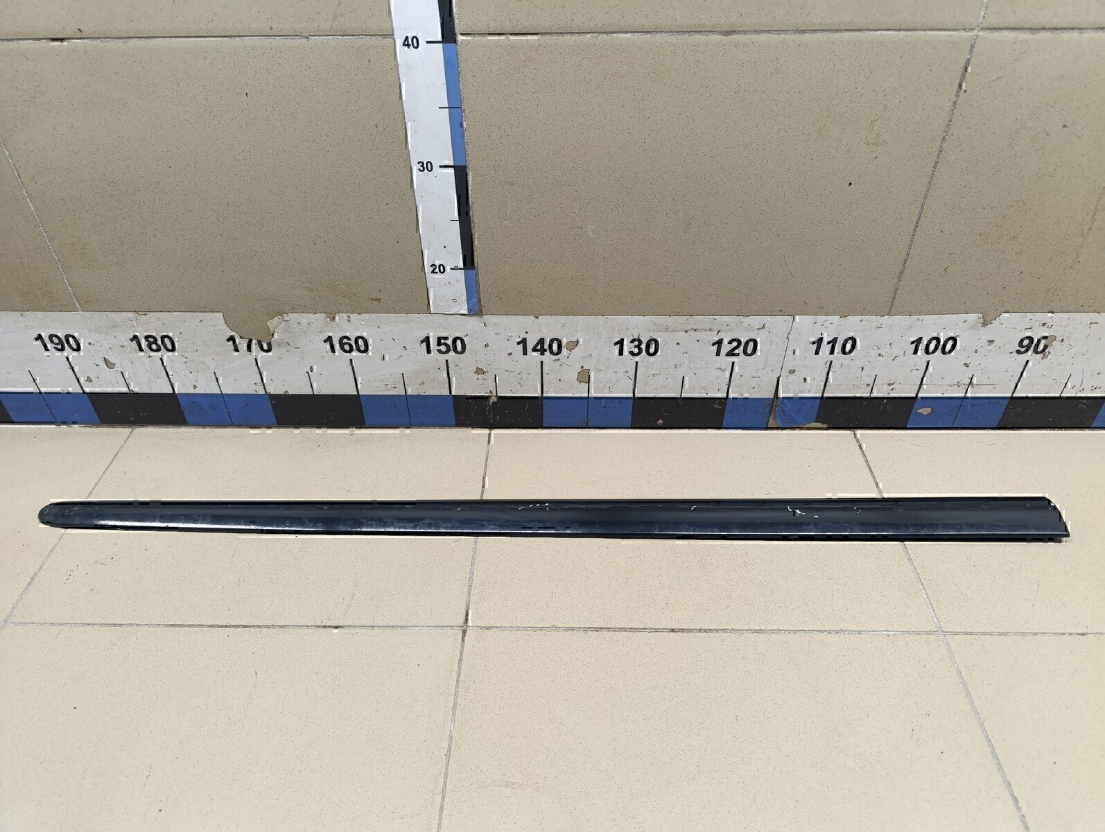 Молдинг передней левой двери MITSUBISHI Colt (Z3) 2004-2012