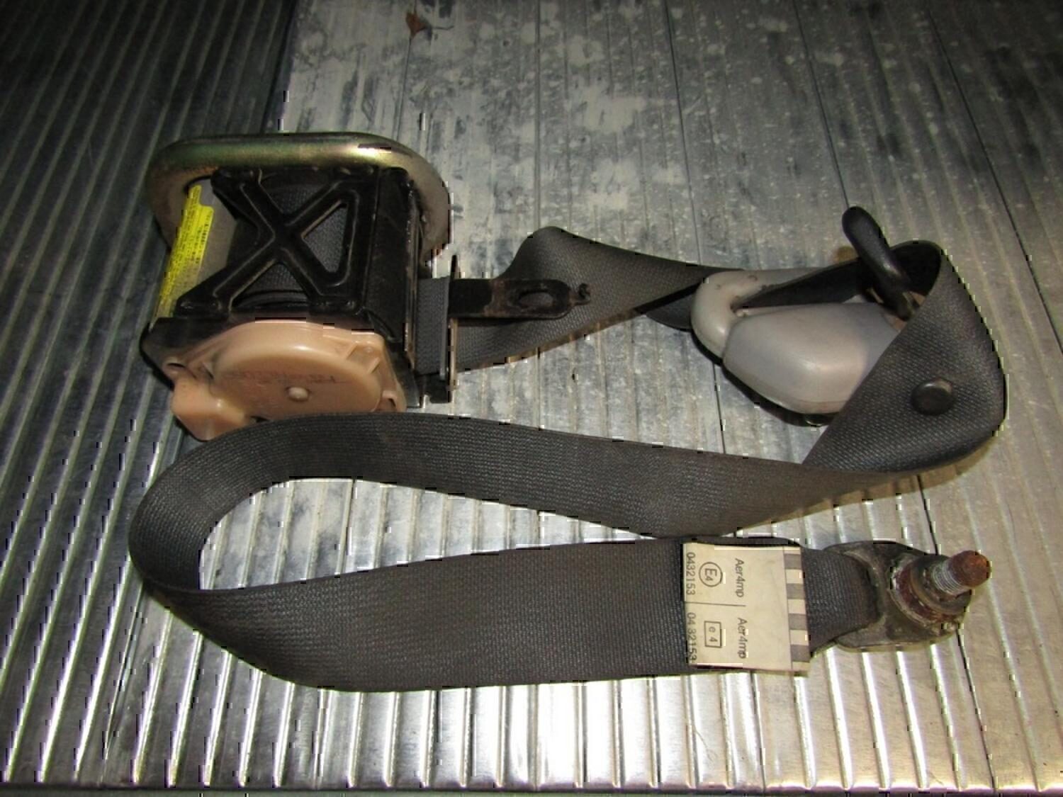 Ремень безопасности с пиропатроном MITSUBISHI Lancer (CS/Classic) 2003-2006