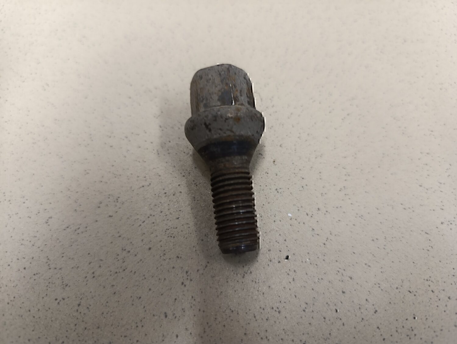 Болт колесный NISSAN Logan 2005-2014