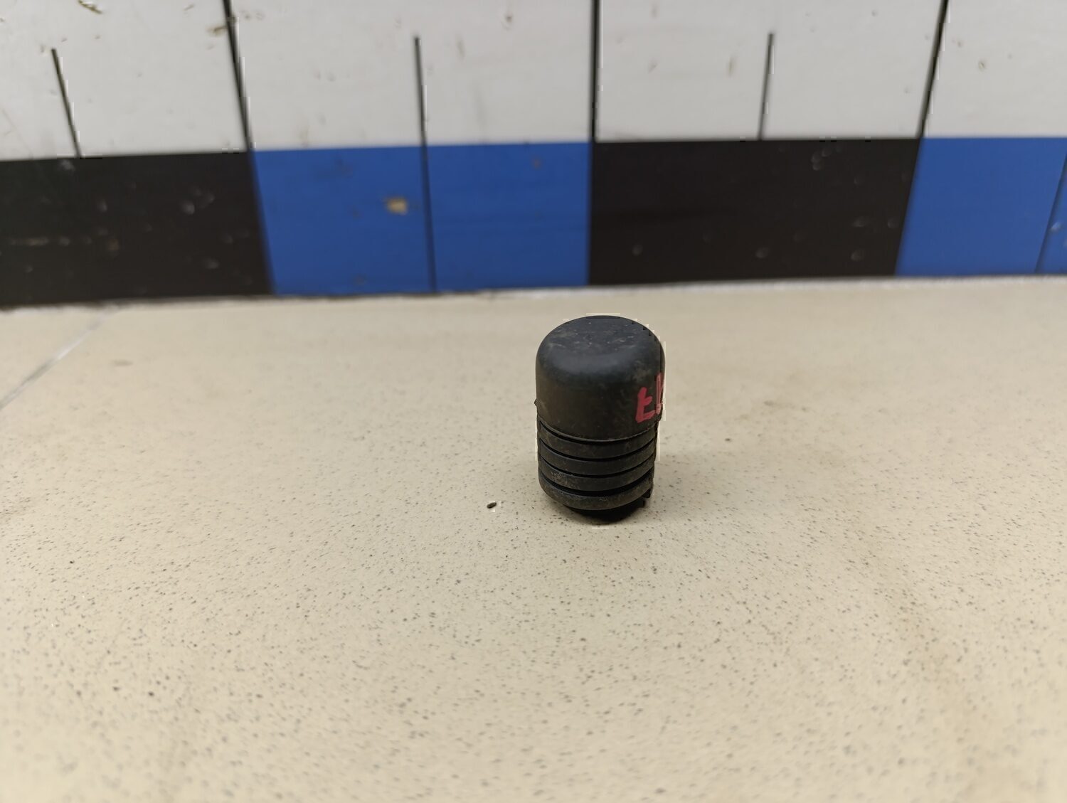 Отбойник крышки багажника Chery Tiggo 4 (T17) 2017>