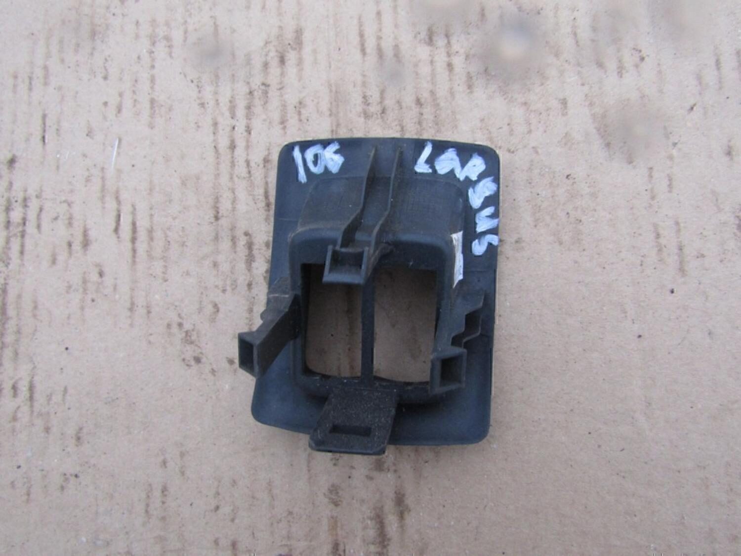 Накладка блока управления стеклоподъемниками RENAULT Logan 2005-2014