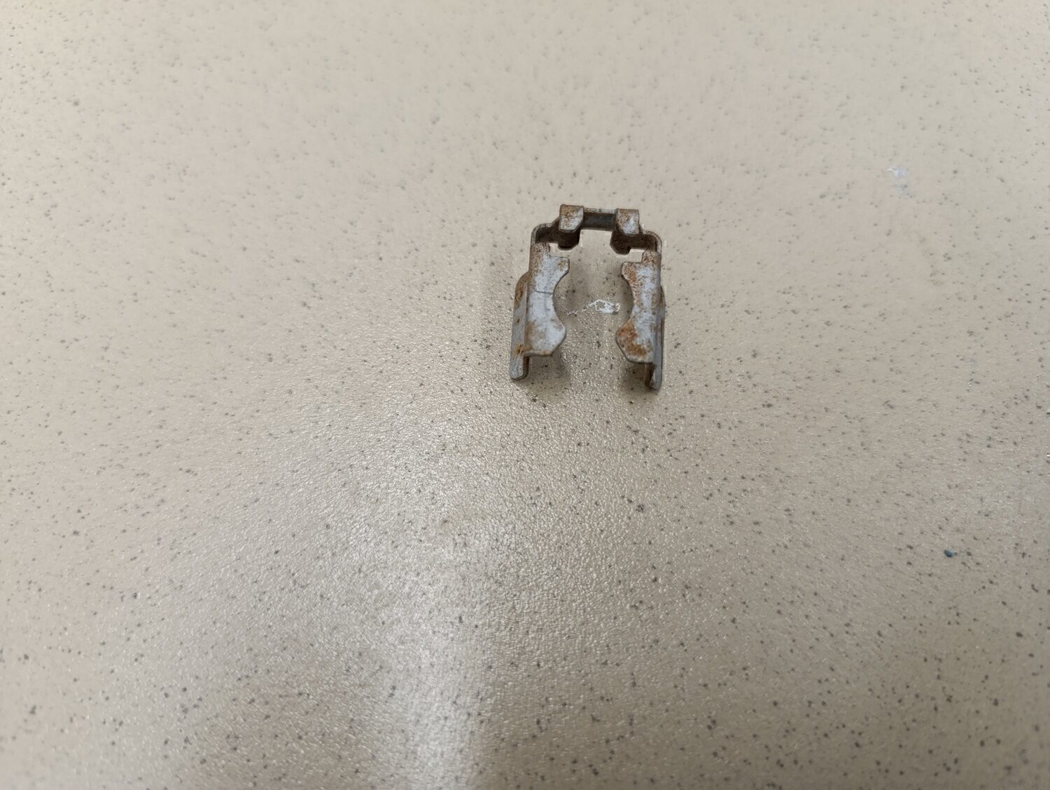 Кронштейн форсунки INFINITI Almera N16 2000-2006