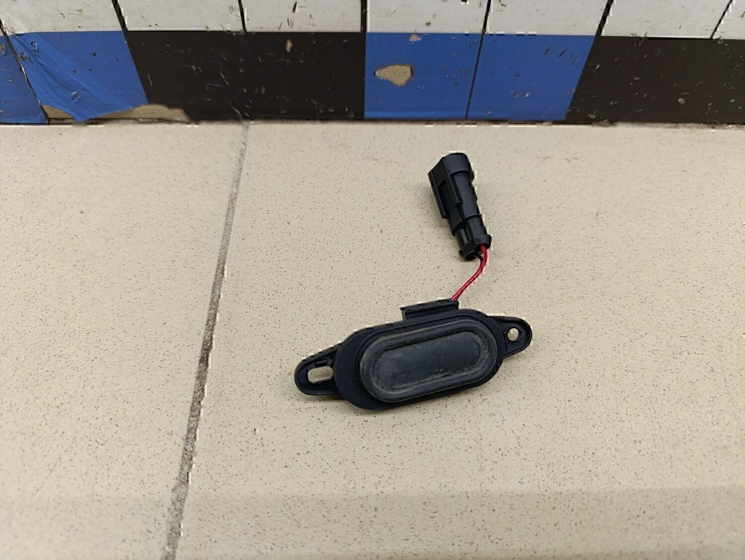 Кнопка открывания багажника Chery Tiggo 8 Pro Max (T1D) 2022>