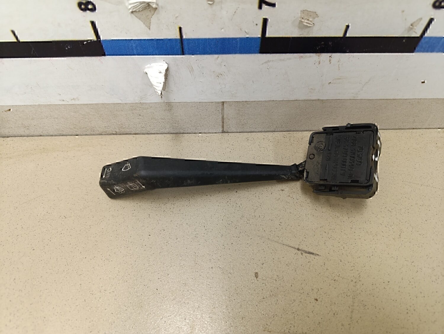 Переключатель стеклоочистителей VAZ Lada 2115