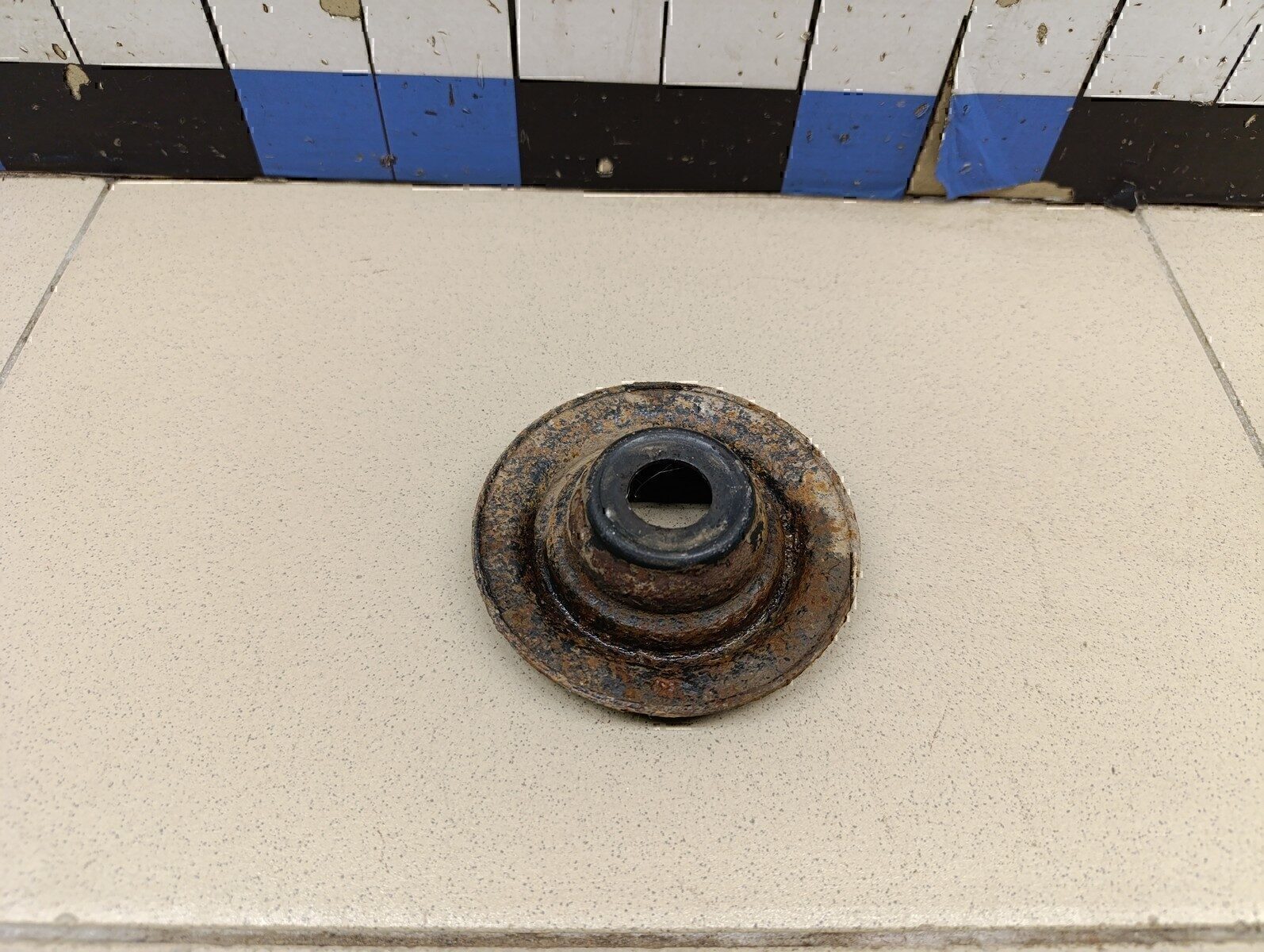 Опора передней пружины верхняя SKODA Fabia 2007-2015