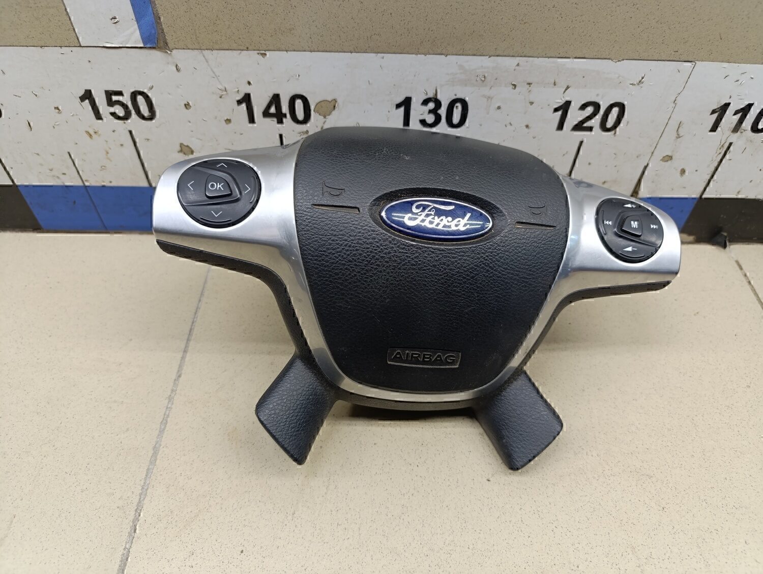 Подушка безопасности в рулевое колесо FORD Focus III 2011>