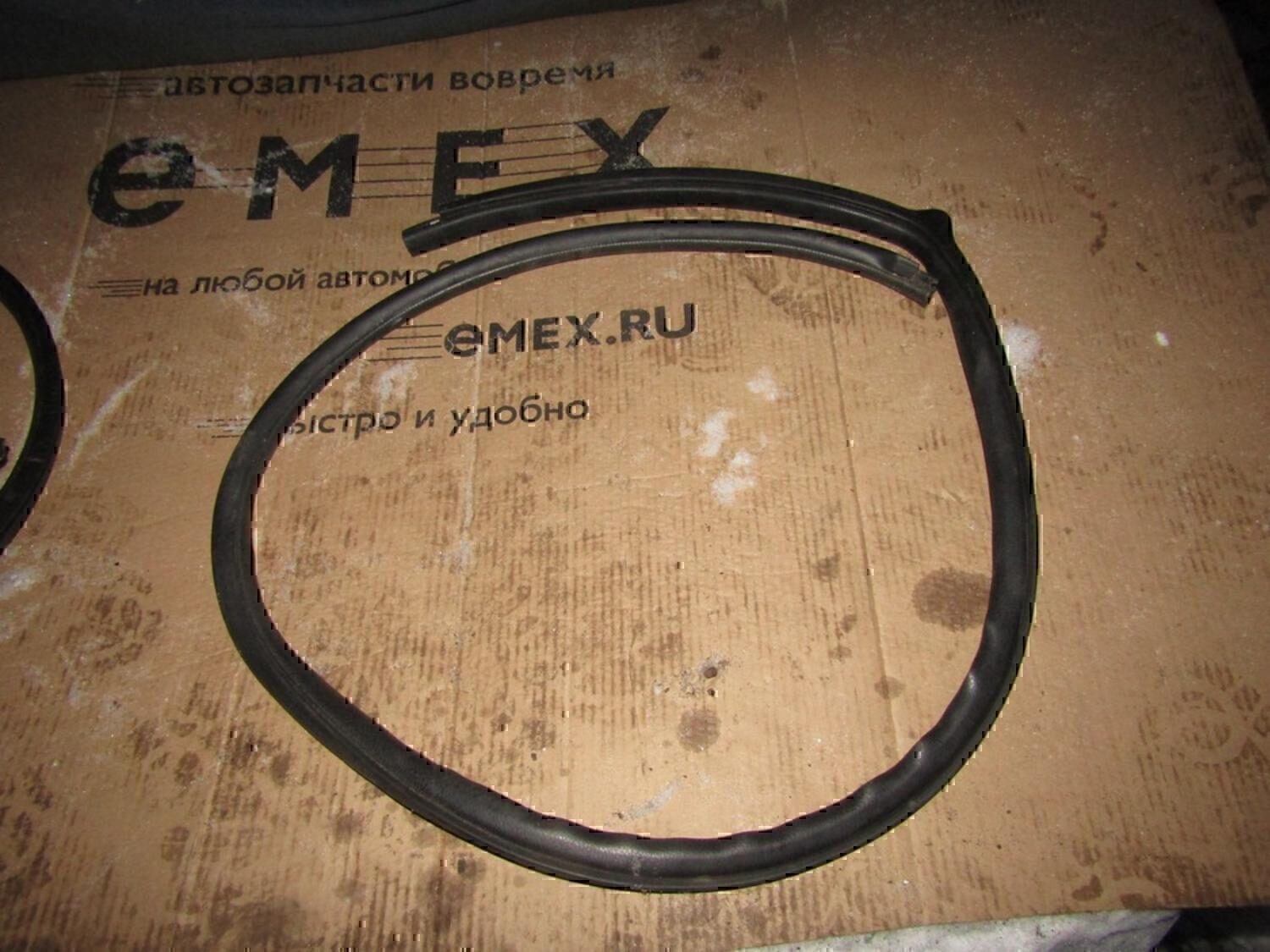 Уплотнитель двери MITSUBISHI Lancer (CS/Classic) 2003-2006