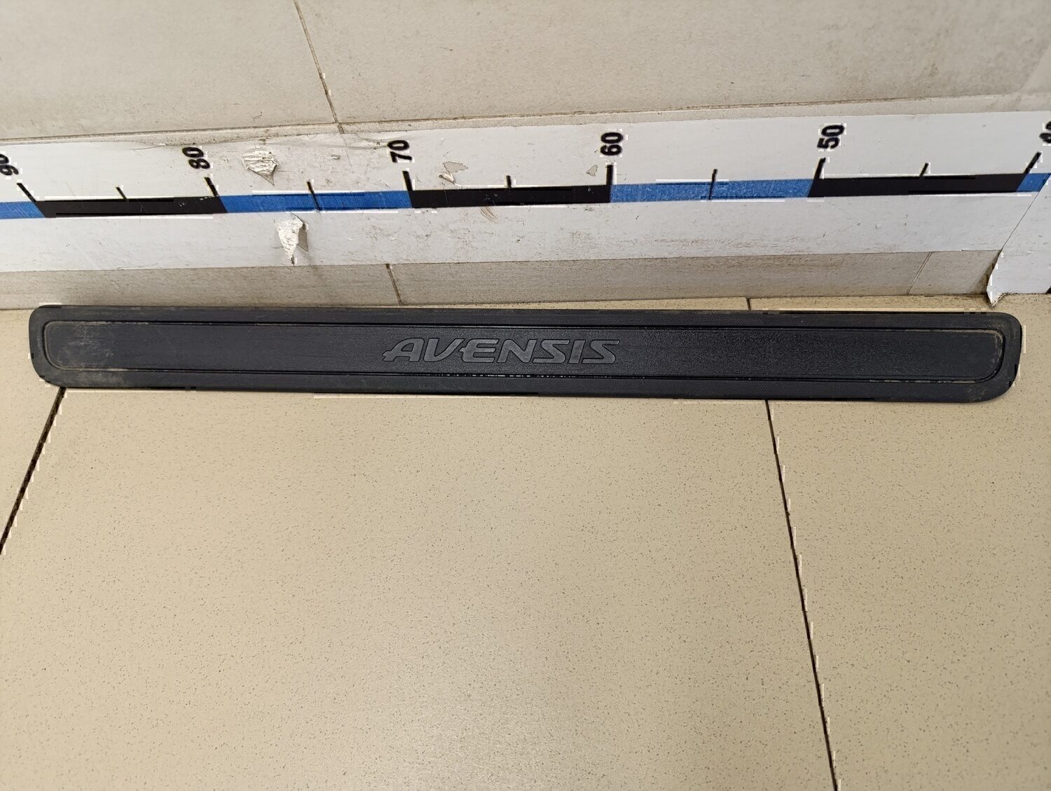 Накладка порога (внутренняя) TOYOTA Avensis III 2009>