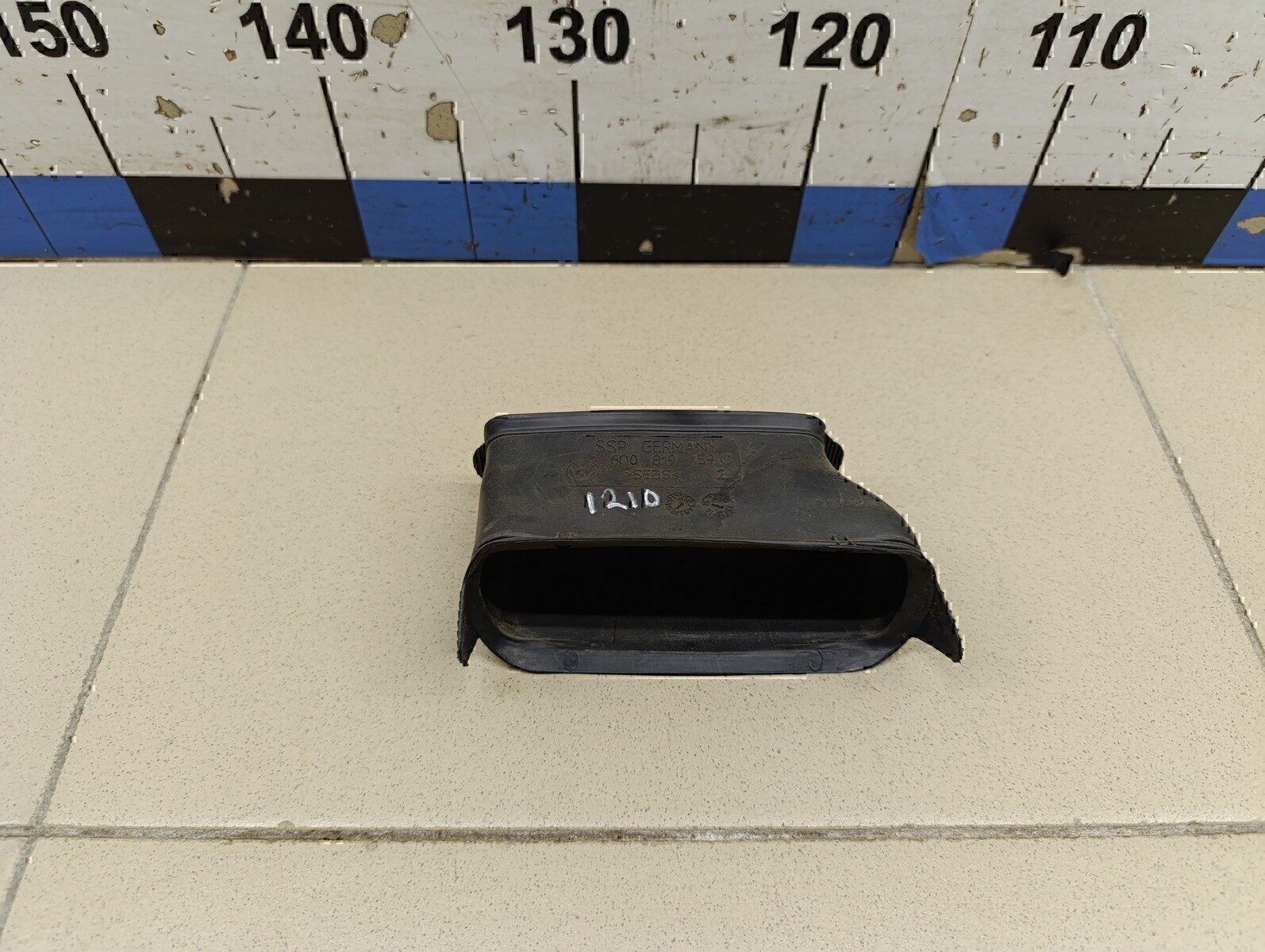 Воздухозаборник (внутри) SKODA Fabia 1999-2006