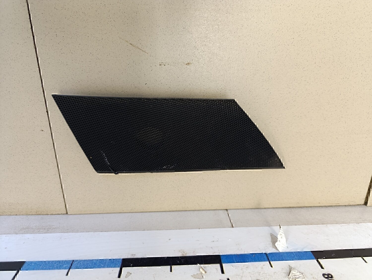 Решетка динамика TOYOTA Avensis III 2009>