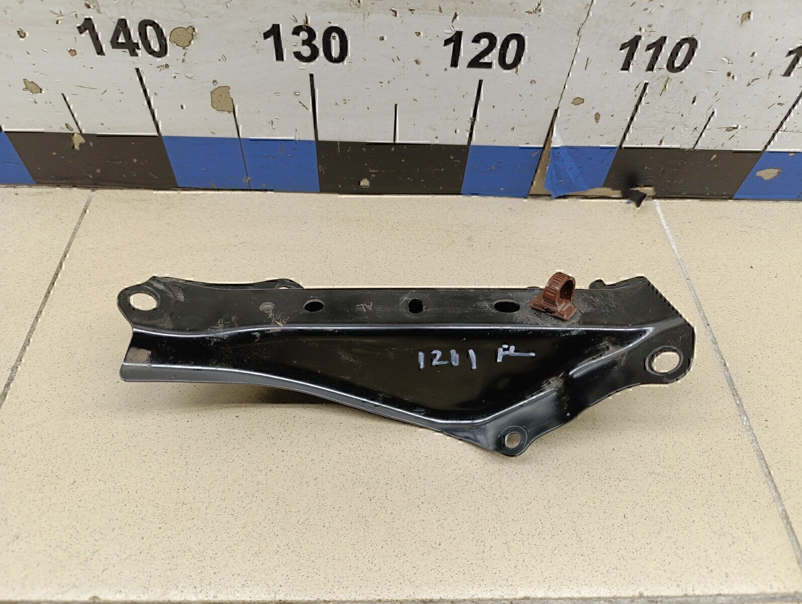 Кронштейн (сопут. товар) TOYOTA Avensis III 2009>