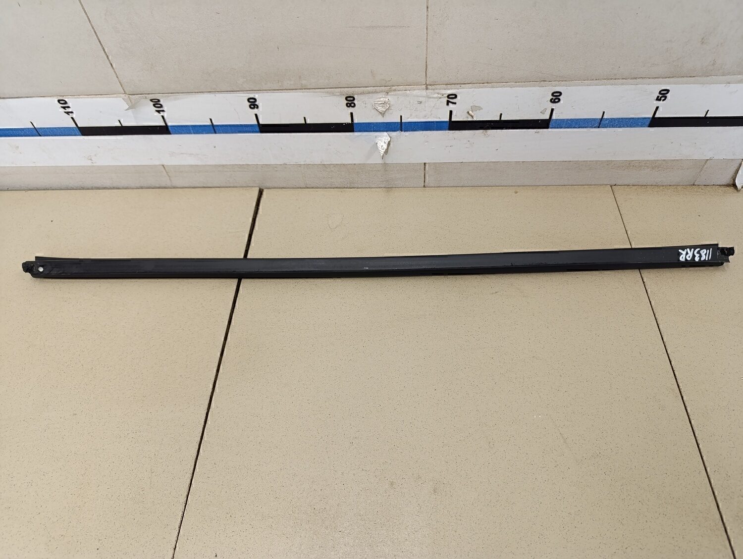 Накладка стекла заднего правого KIA Soul 2009-2014