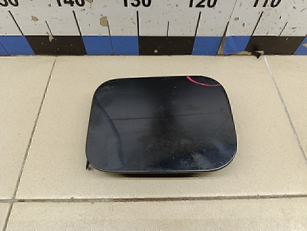 Лючок бензобака TOYOTA Avensis III 2009>