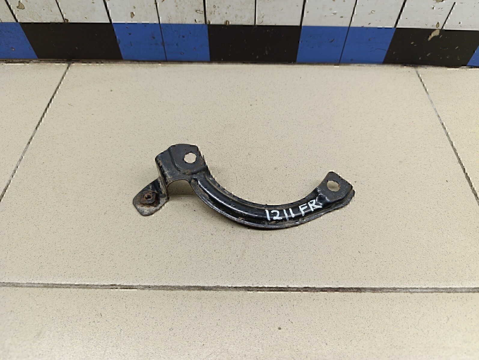 Кронштейн (сопут. товар) TOYOTA Avensis III 2009>