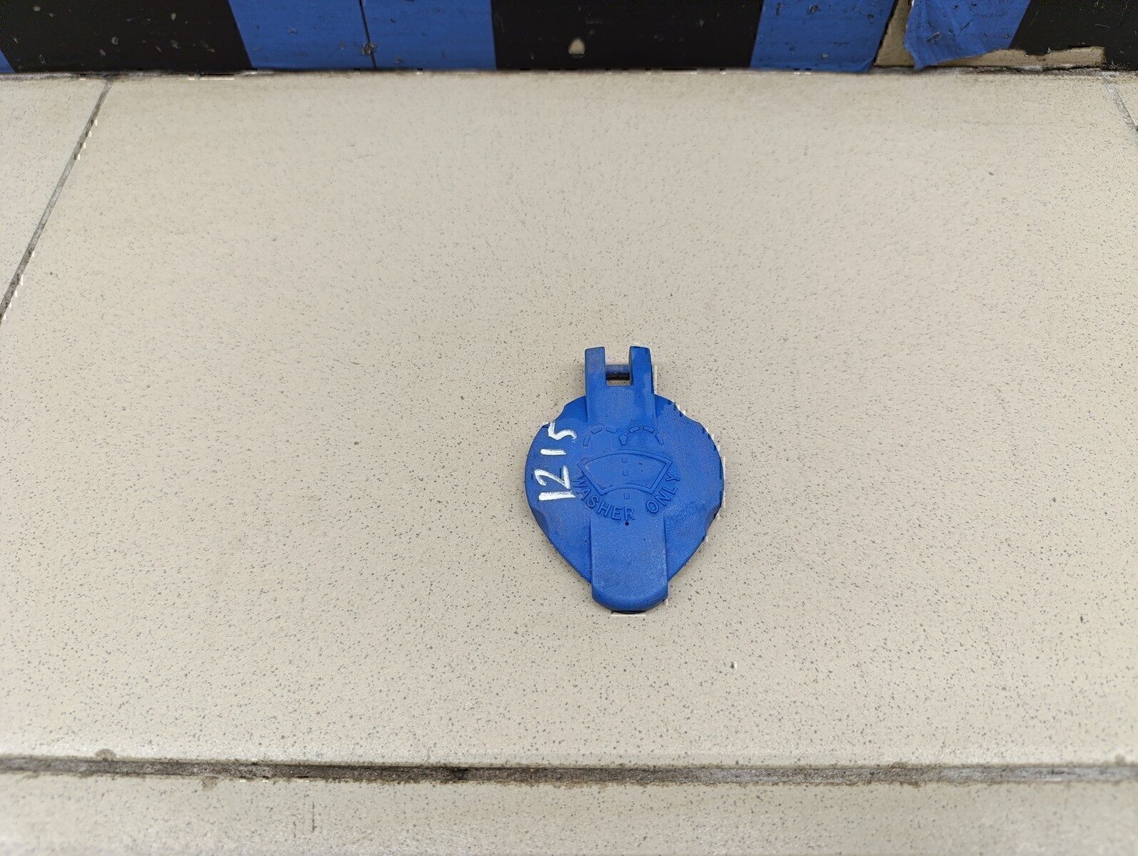 Крышка бачка омывателя HYUNDAI Elantra 2000-2005