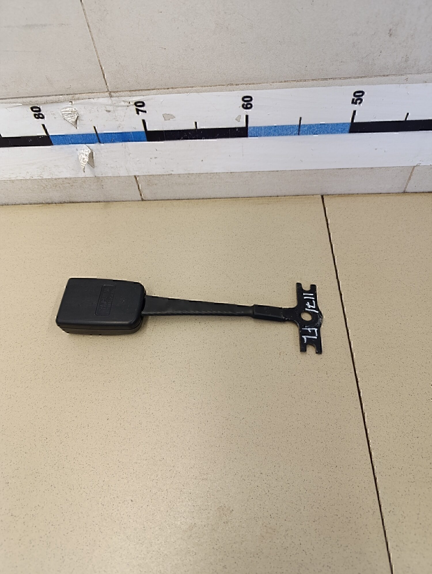 Ответная часть ремня безопасности FORD Fusion 2002-2012