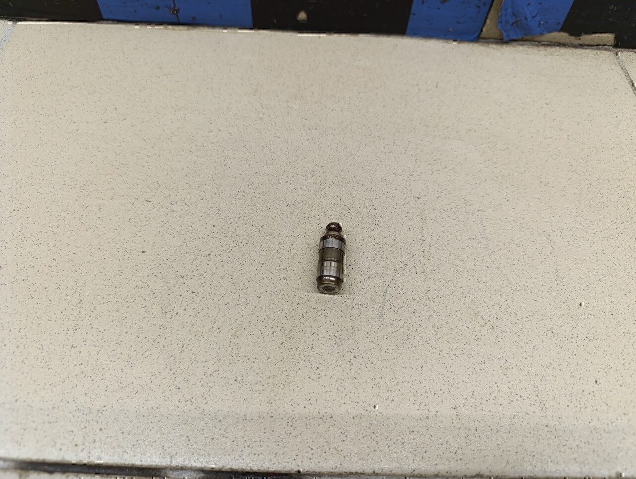 Толкатель клапана гидравлический SKODA Fabia 1999-2006