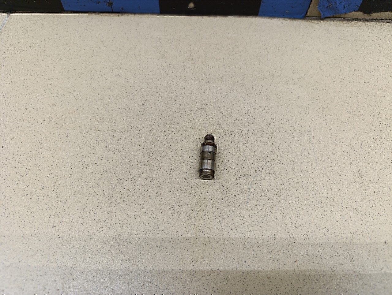 Толкатель клапана гидравлический SKODA Fabia 1999-2006