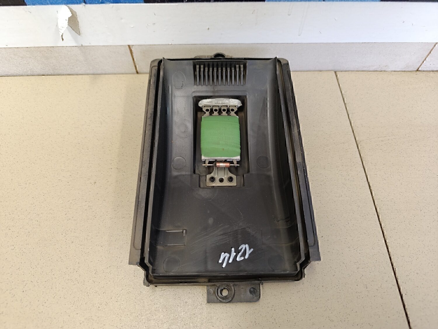 Резистор отопителя Audi A3 (8L1) 1996-2003