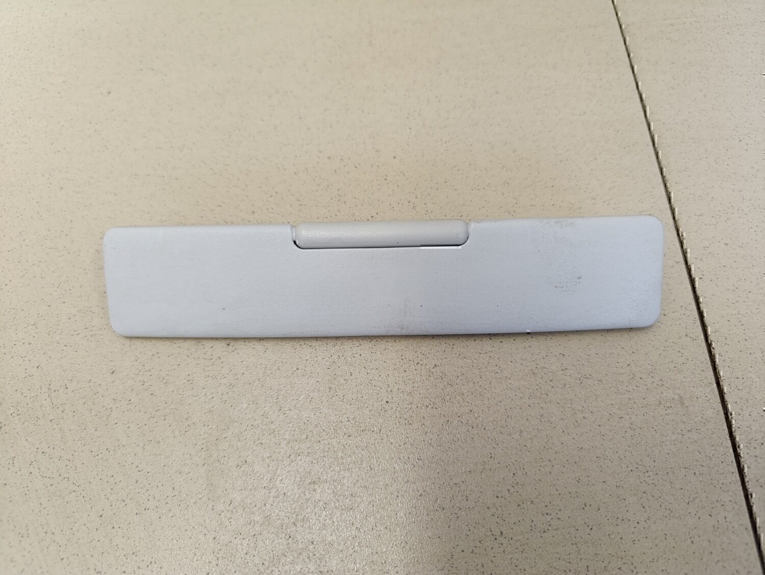 Кронштейн солнцезащитного козырька SKODA Octavia (A4 1U-) 2000-2011