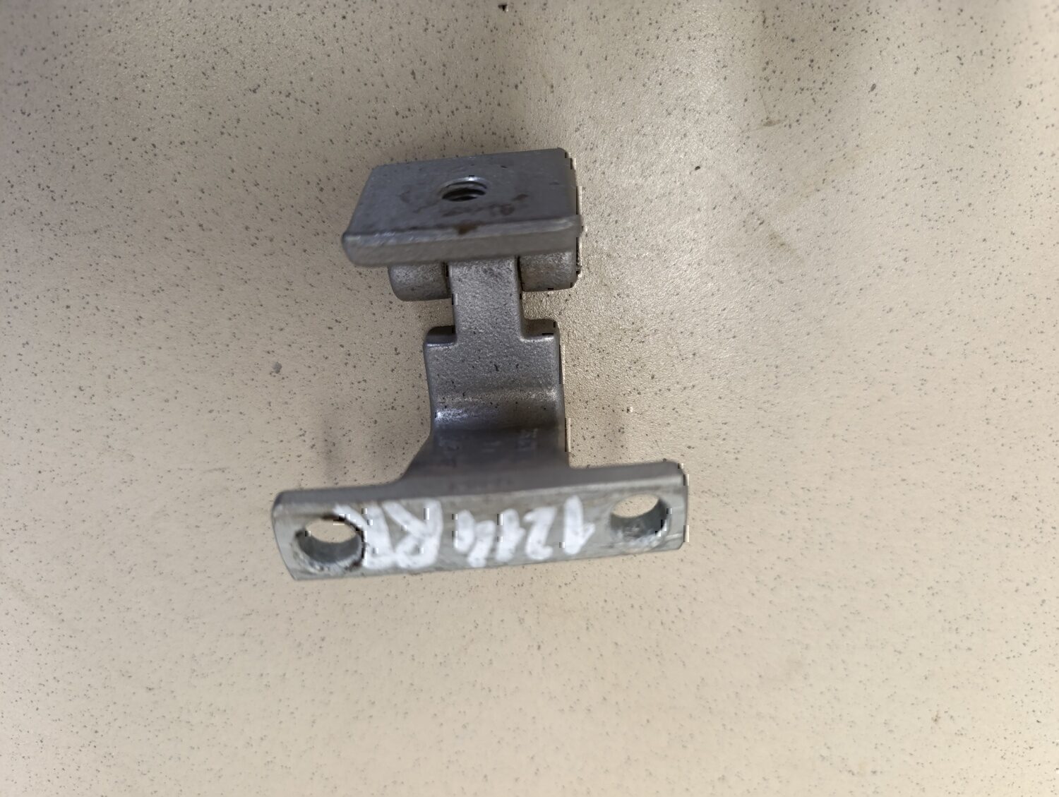 Петля двери SKODA Octavia (A4 1U-) 2000-2011