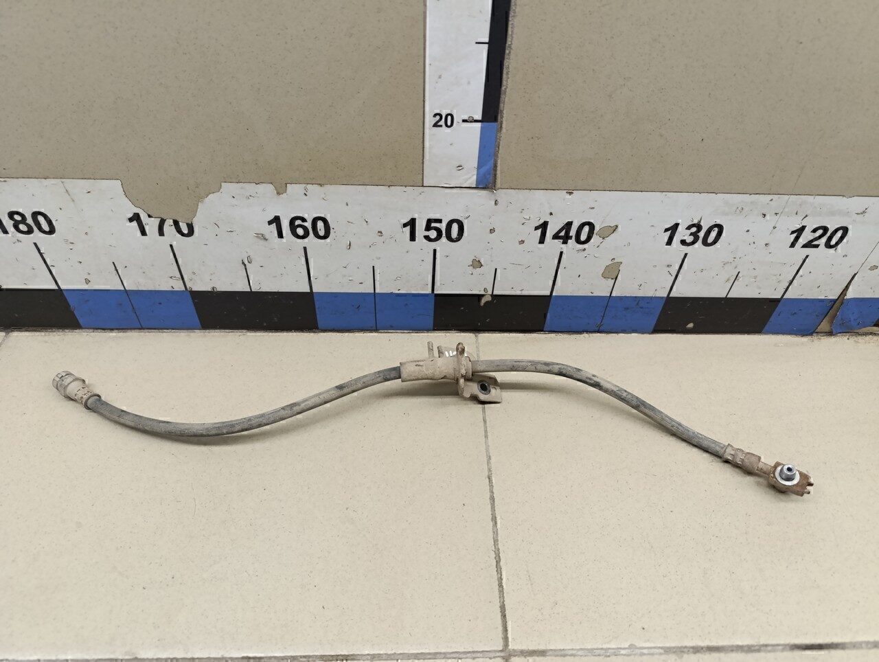 Шланг тормозной передний VW Jetta 2011>