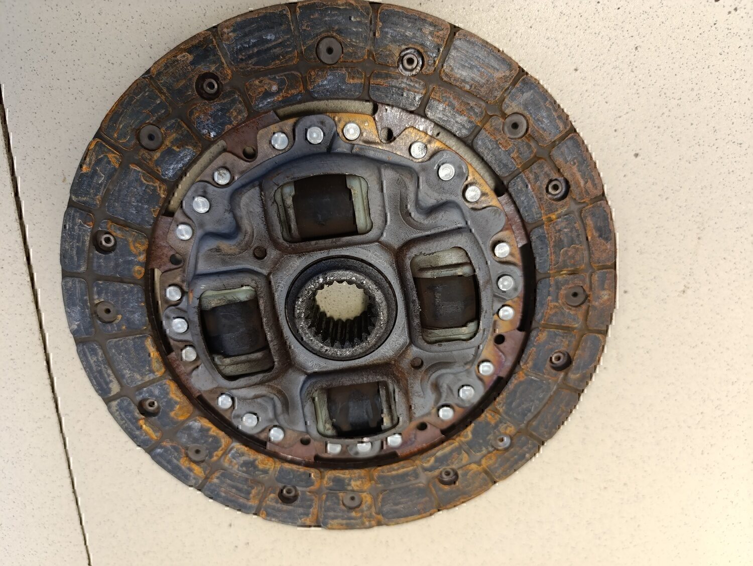 Диск сцепления TOYOTA Corolla E12 2001-2006