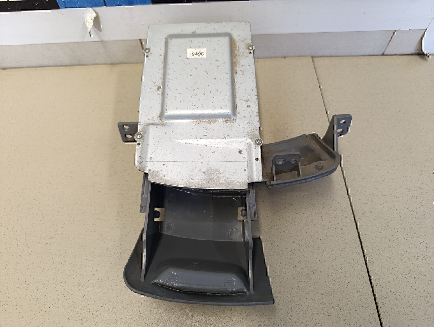 Пепельница передняя DAEWOO Gentra II 2013-2015