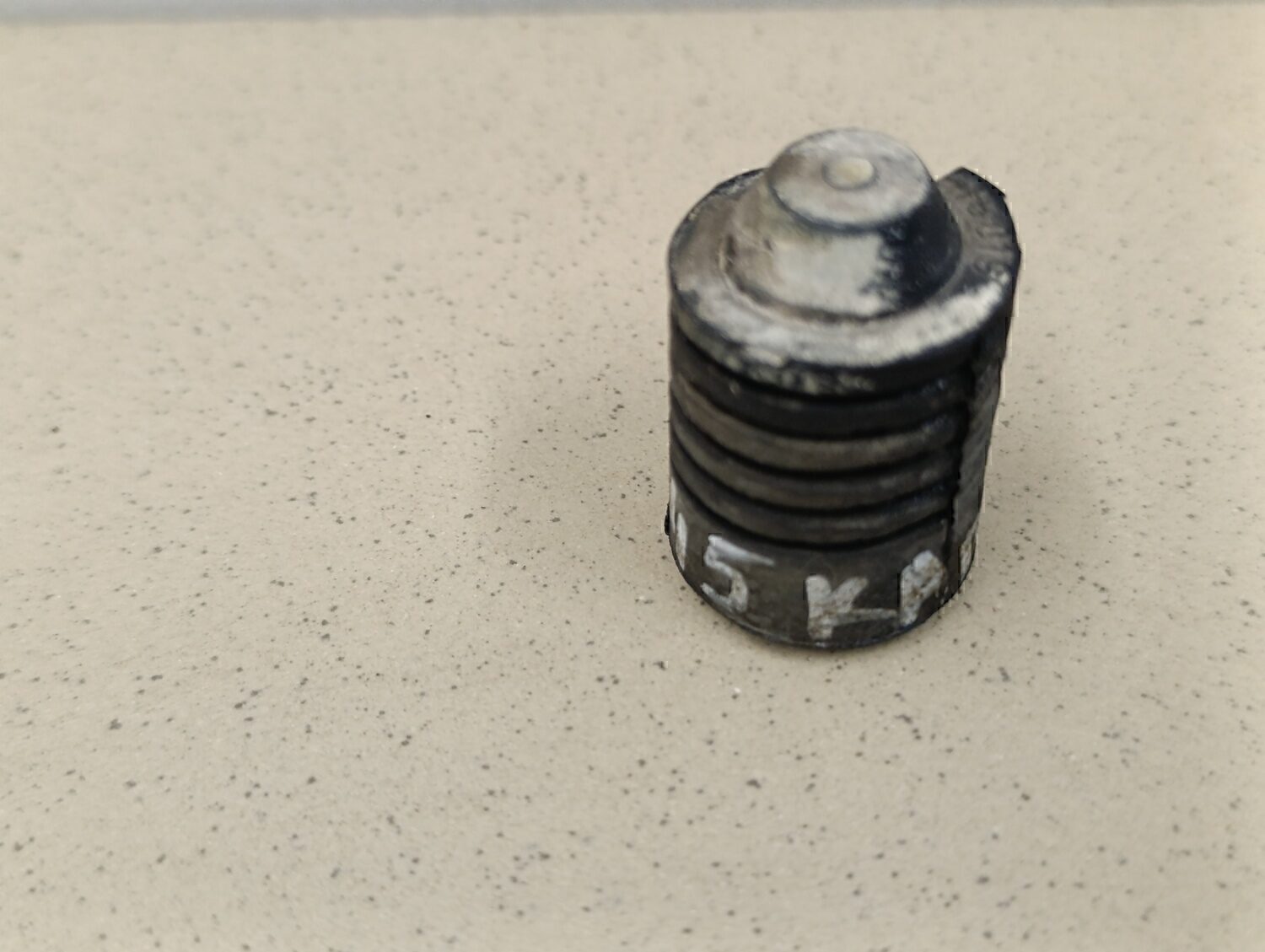 Отбойник капота TOYOTA Corolla E12 2001-2006