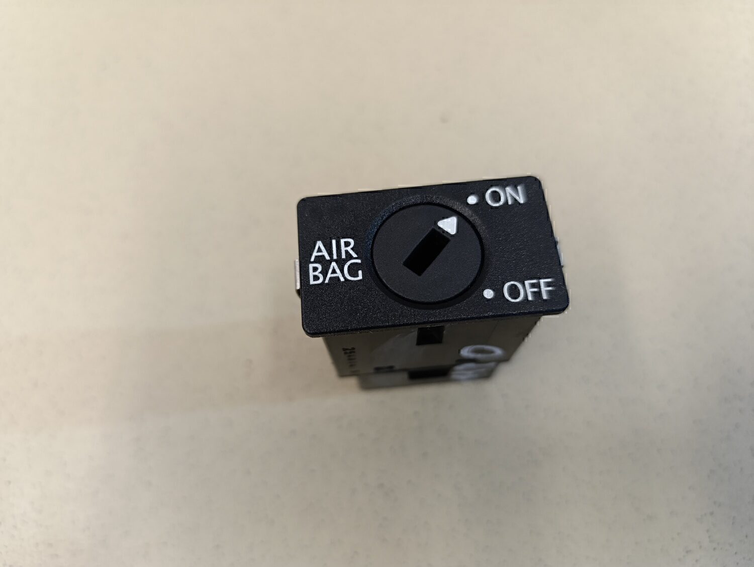 Выключатель Audi Octavia (A4 1U-) 2000-2011