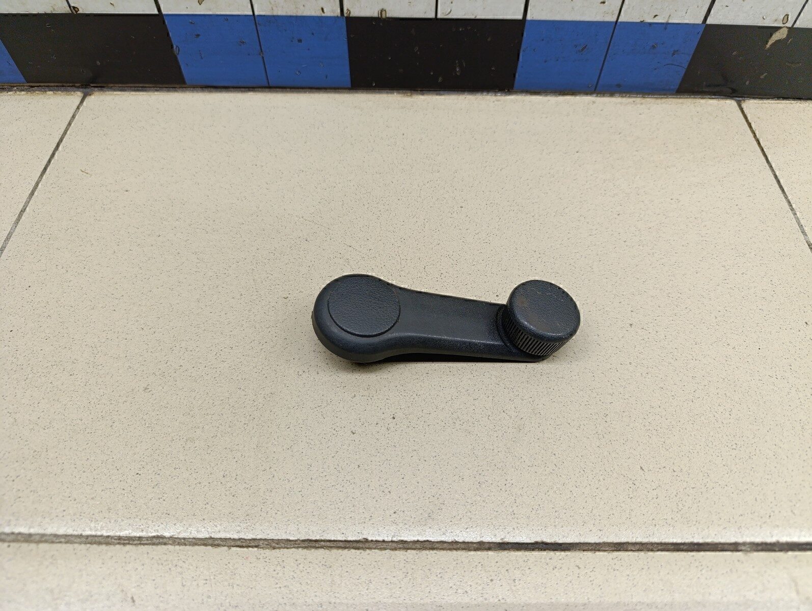 Ручка стеклоподъемника HYUNDAI Elantra 2011-2016