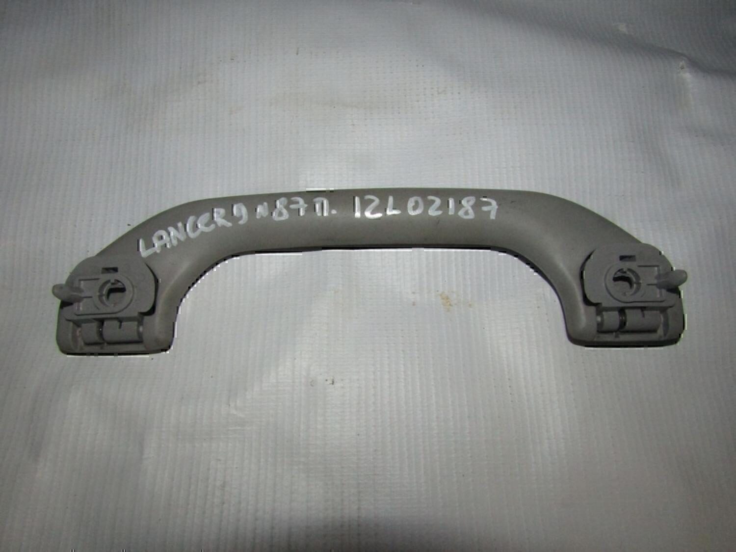 Ручка внутренняя потолочная MITSUBISHI Lancer (CS/Classic) 2003-2006